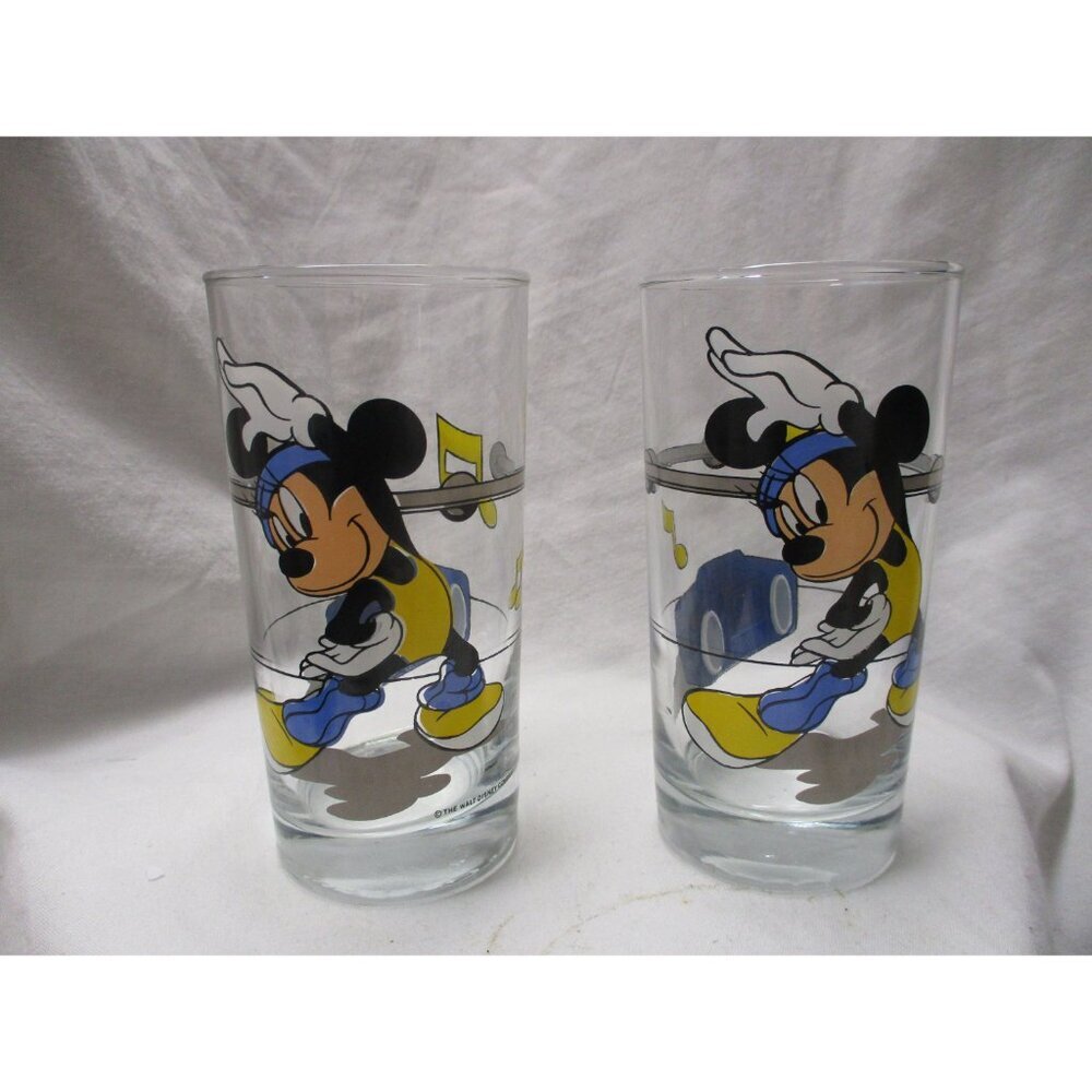 Minnie Mouse‎ Disney Aerobic Exercise Drinking Glass Tumbler Set of Two, WDW